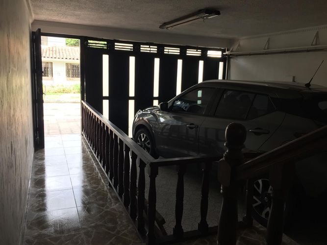 Casa en venta en Alhambra, Bogotá · foto 2 de 11