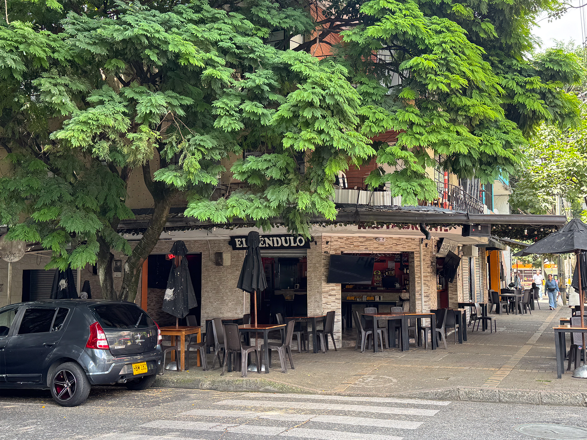 Building in Laureles (393 m²) for Sale - 2
