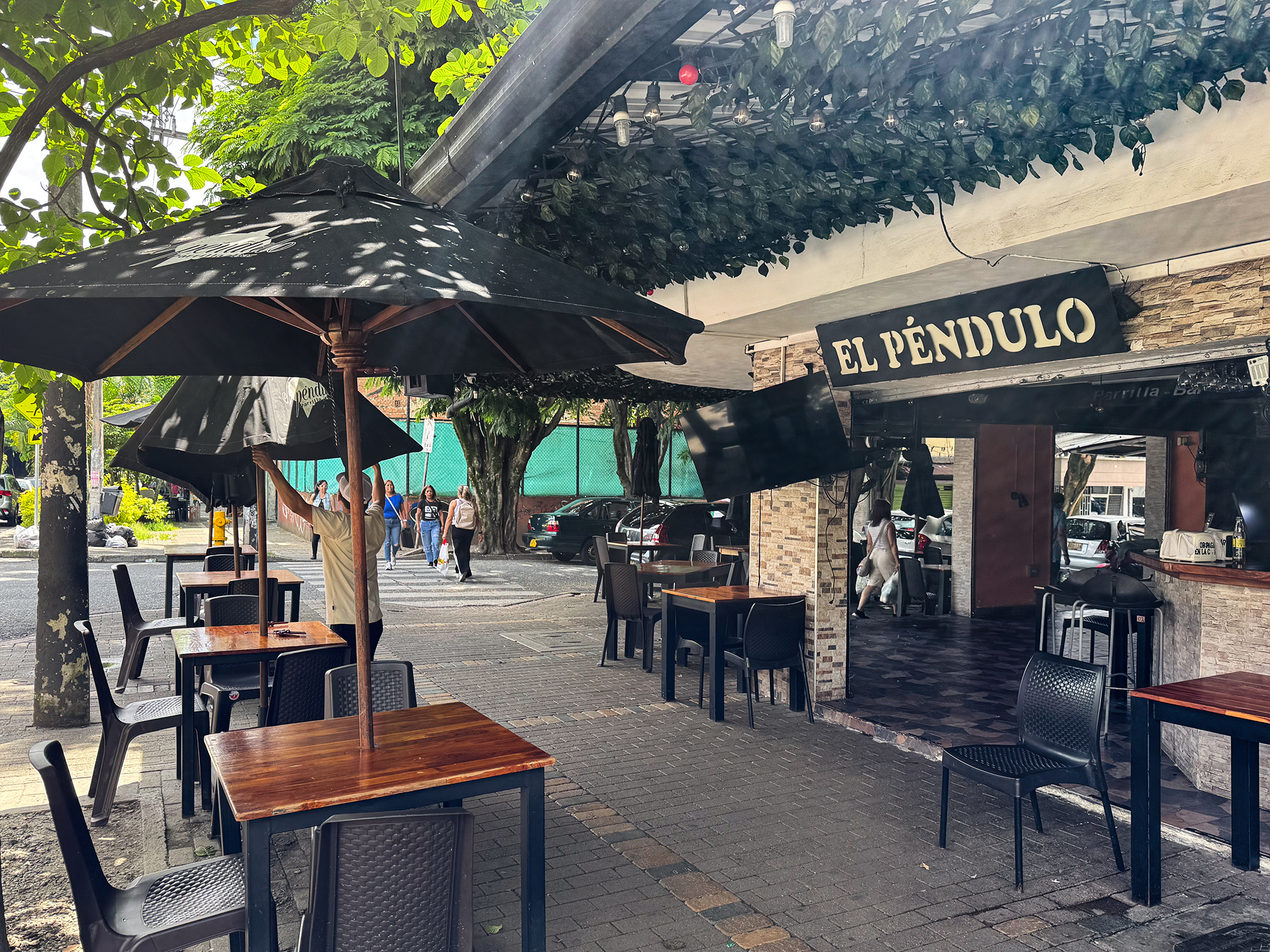 Building in Laureles (393 m²) for Sale - 4