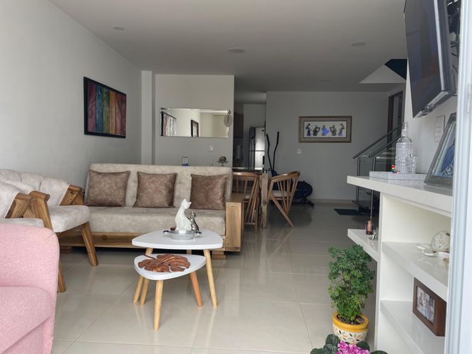 Casa de 3 alcobas en venta en Oro Negro, Armenia, 125 m² · foto 2 de 9