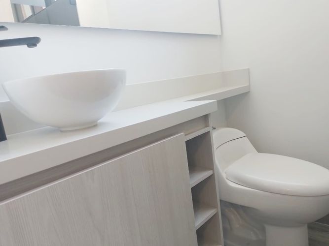 Apartamento de 2 alcobas en arriendo en El Poblado, Medellín, 109 m² · foto 17 de 19