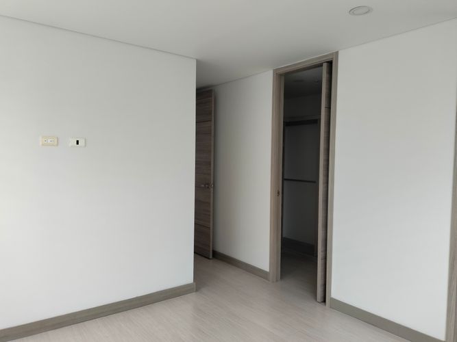 Apartamento en venta en El Poblado, Medellín · foto 10 de 19