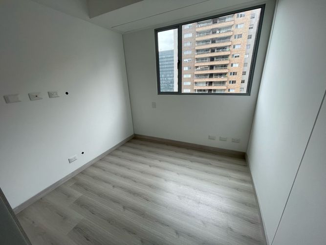 Apartamento de 3 alcobas en venta en El Poblado, Medellín, 87 m² · foto 8 de 14