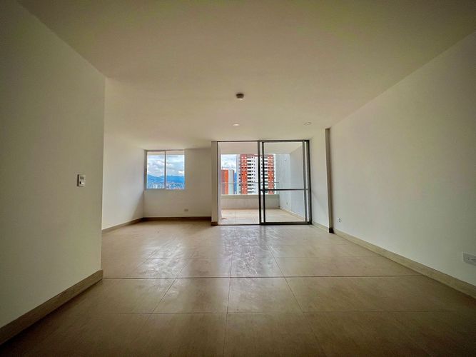 Apartamento de 2 alcobas en venta en Los Alcazares, Sabaneta, 74 m² · foto 22 de 23