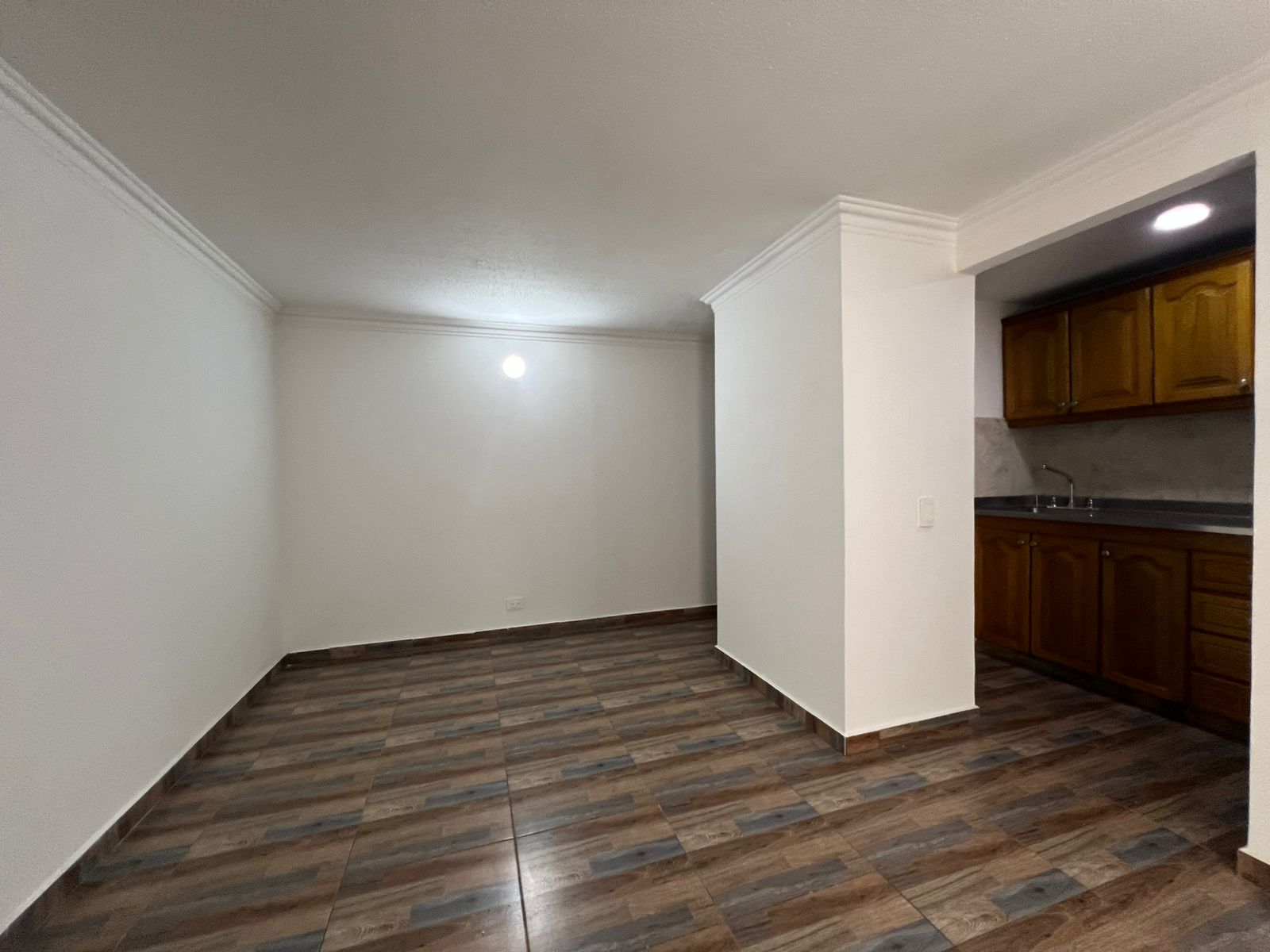 Apartamento en venta en El Dorado, Envigado · foto 4 de 17