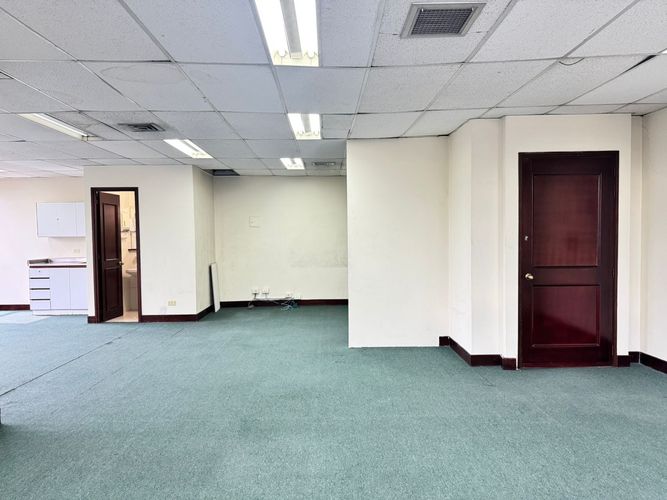 Oficina en arriendo en Patio Bonito, Medellín, 90 m² · foto 8 de 12