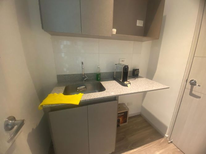 Oficina en arriendo en El Poblado, Medellín, 46 m² · foto 2 de 20