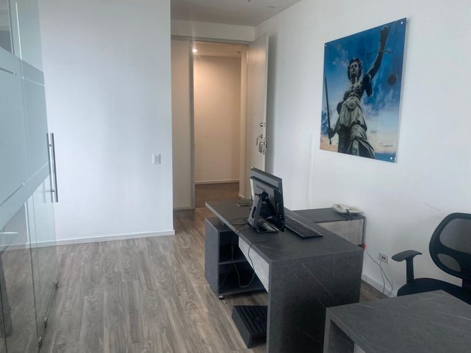 Oficina en arriendo en El Poblado, Medellín, 46 m² · foto 13 de 20