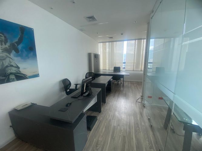 Oficina en venta en La Aguacatala, Medellín, 46 m² · foto 15 de 20