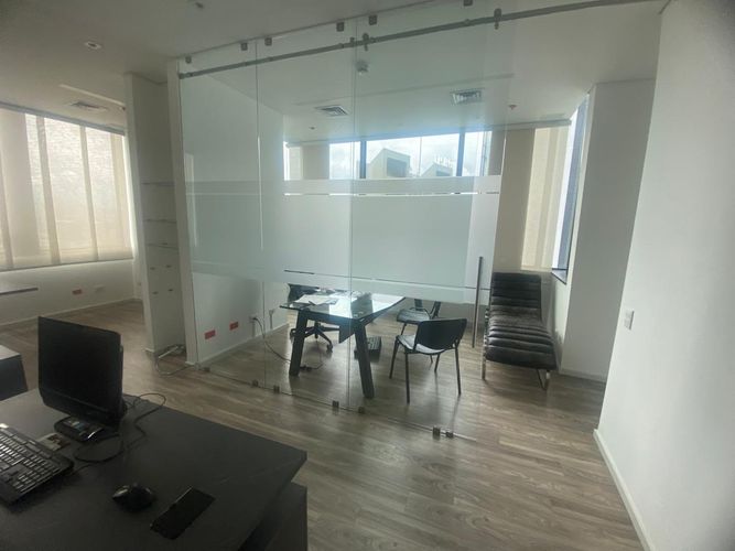 Oficina en venta en La Aguacatala, Medellín, 46 m² · foto 16 de 20