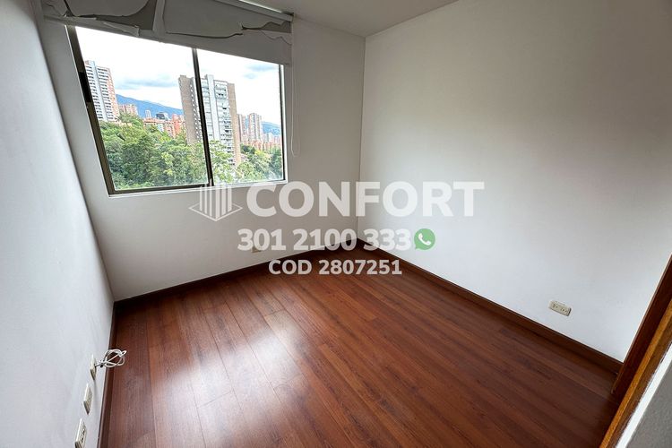Apartamento de 3 alcobas en arriendo en Altos Del Poblado, Medellín, 103 m² · foto 13 de 24
