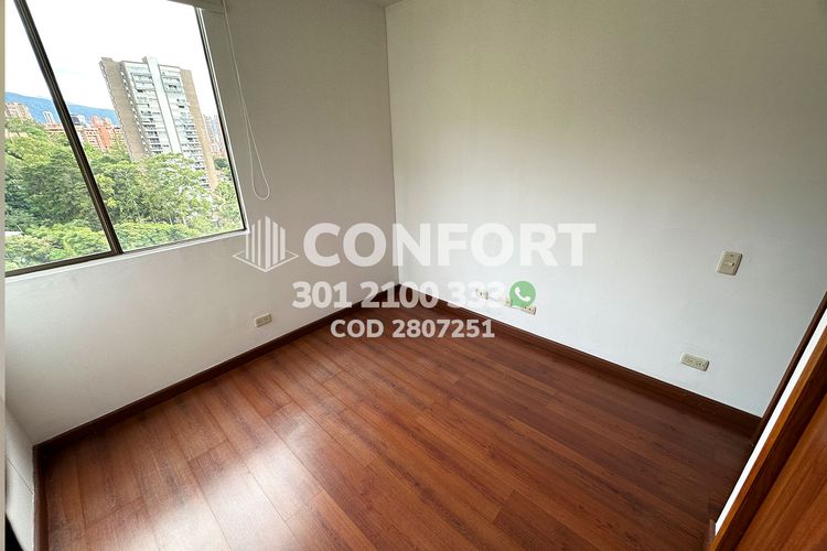 Apartamento de 3 alcobas en arriendo en Altos Del Poblado, Medellín, 103 m² · foto 20 de 24