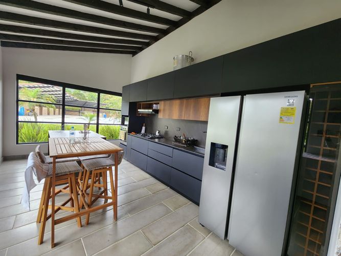 Finca en venta en El Carmen De Viboral, El Carmen de Viboral, 250 m² · foto 10 de 22
