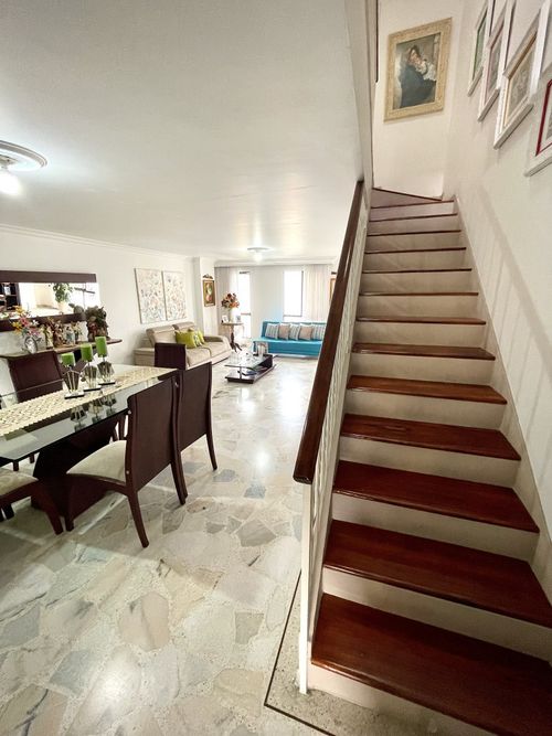 Apartamento de 3 alcobas en venta en Versalles, Cali, 142 m² · foto 7 de 19