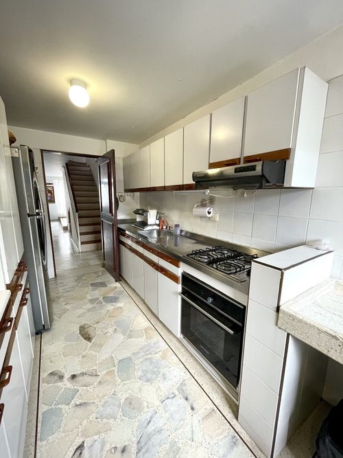 Apartamento de 3 alcobas en venta en Versalles, Cali, 142 m² · foto 8 de 19