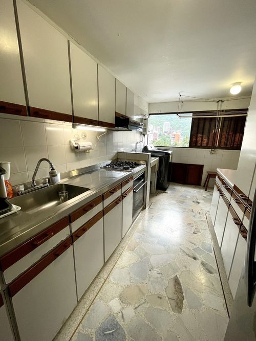 Apartamento de 3 alcobas en venta en Versalles, Cali, 142 m² · foto 9 de 19