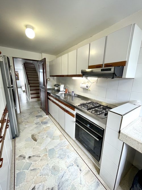 Apartamento de 3 alcobas en venta en Versalles, Cali, 142 m² · foto 12 de 19