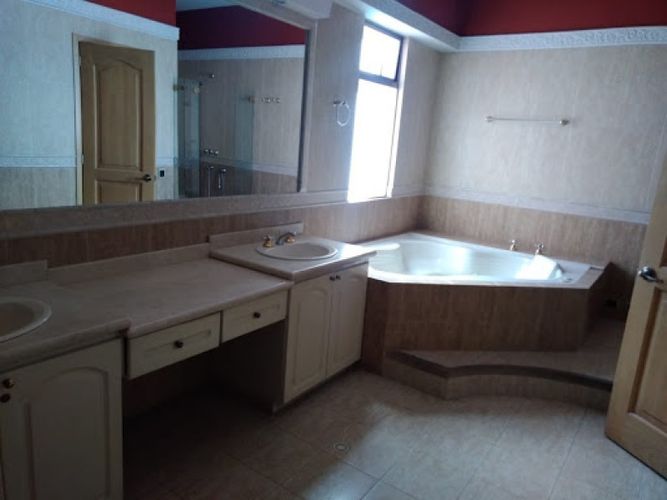 Apartamento de 4 alcobas en venta en El Batán, Bogotá, 295 m² · foto 16 de 24