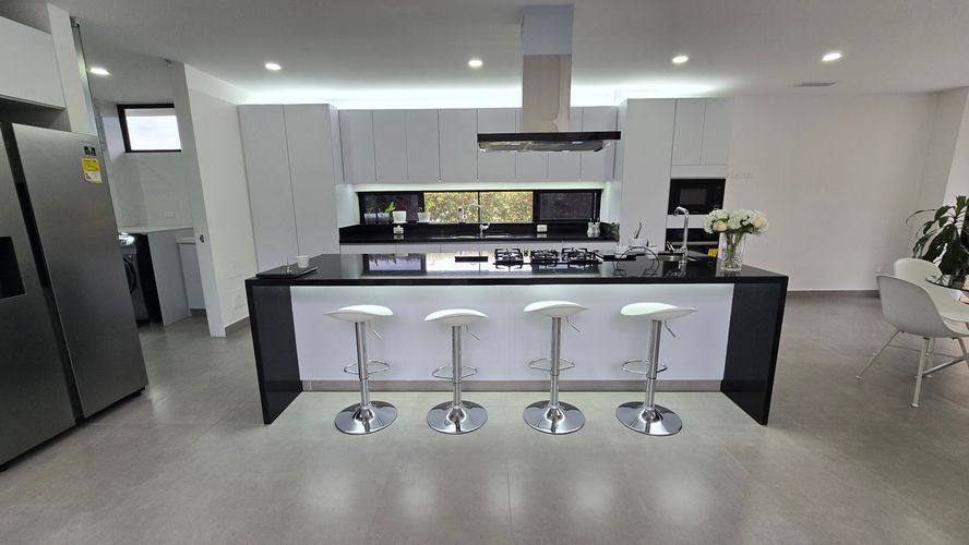 Casa de 3 alcobas en venta en Ruitoque, Girón, 381 m² · foto 8 de 22