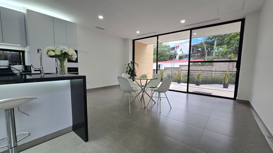 Casa de 3 alcobas en venta en Ruitoque, Girón, 381 m² · foto 9 de 22