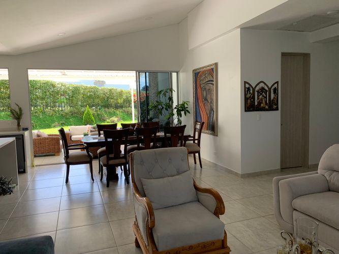 Casa de 4 alcobas en venta en Vía El Caimo, Armenia, 234 m² · foto 7 de 24