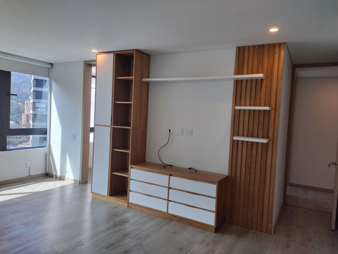 Apartamento de 2 alcobas en venta en El Poblado, Medellín, 125 m² · foto 11 de 19