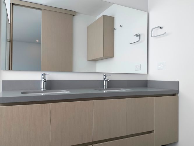 Apartamento de 2 alcobas en venta en El Poblado, Medellín, 125 m² · foto 17 de 19