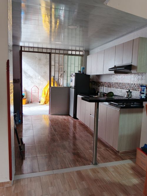 Casa de 3 alcobas en venta en Comuneros, Bucaramanga, 173 m² · foto 6 de 7