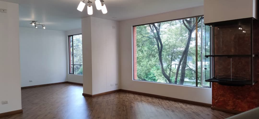 Calle 86a #19-37, Bogotá, Colombia - Photo 3