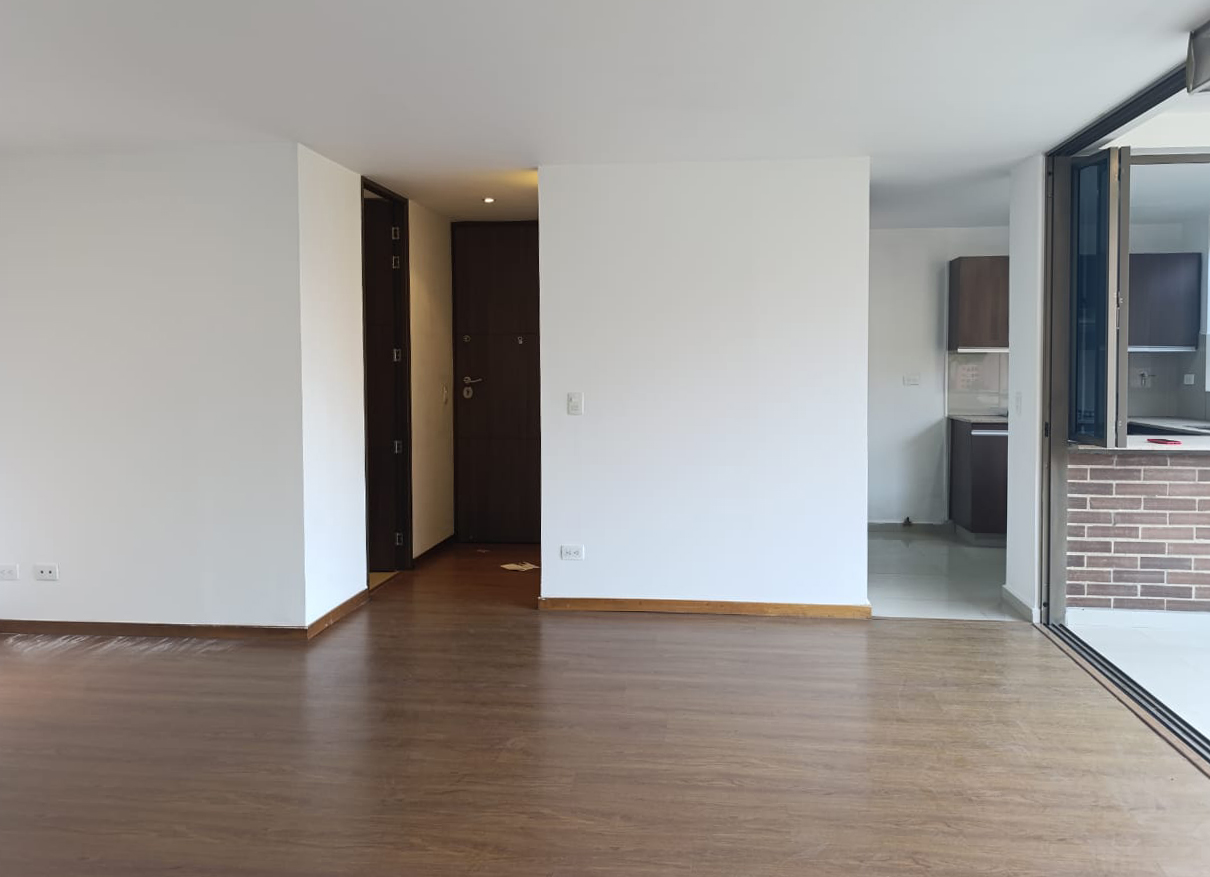 Apartamento en venta en El Poblado, Medellín · foto 2 de 17