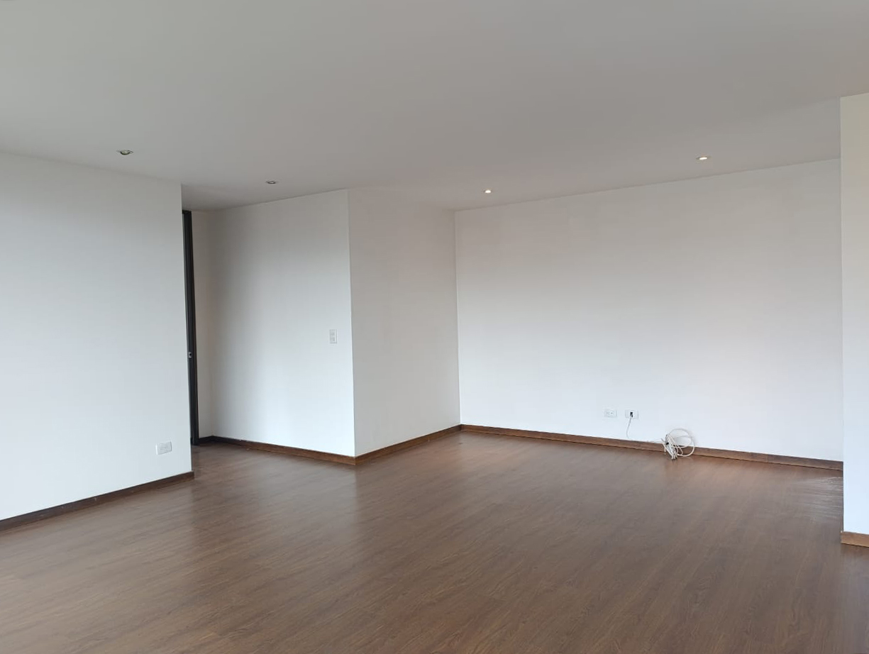 Apartamento en venta en El Poblado, Medellín · foto 4 de 17
