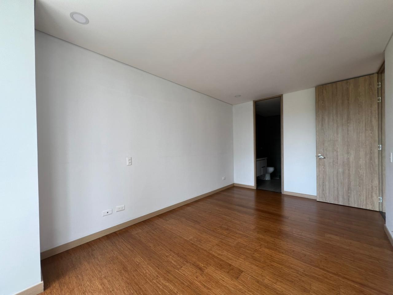 Apartamento en arriendo en El Poblado, Medellín · foto 14 de 20