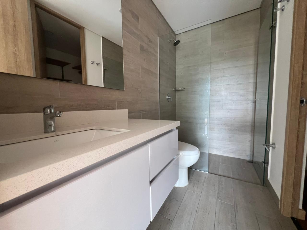 Apartamento en arriendo en El Poblado, Medellín · foto 19 de 20