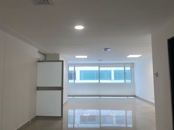 Oficina en arriendo en Cristo Rey, Medellín, 40 m² · foto 2 de 7