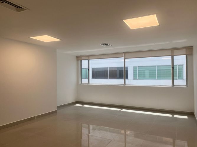 Oficina en arriendo en Cristo Rey, Medellín, 40 m² · foto 3 de 7
