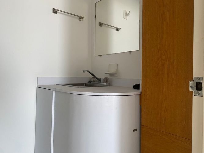 Oficina en arriendo en El Poblado, Medellín, 34 m² · foto 6 de 7