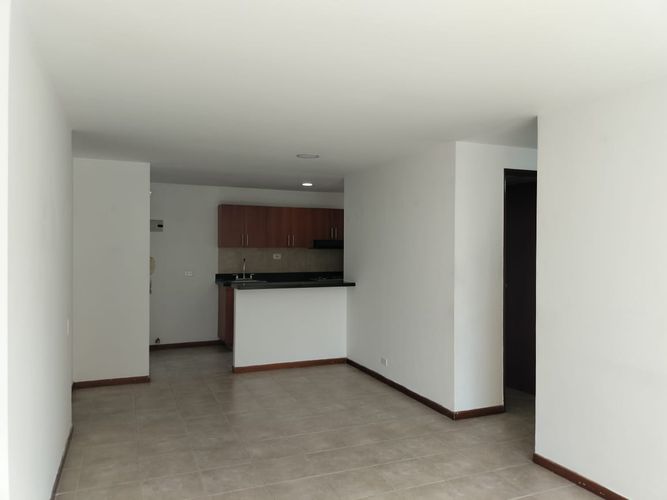 Apartamento de 3 alcobas en arriendo en El Poblado, Medellín, 89 m² · foto 7 de 19