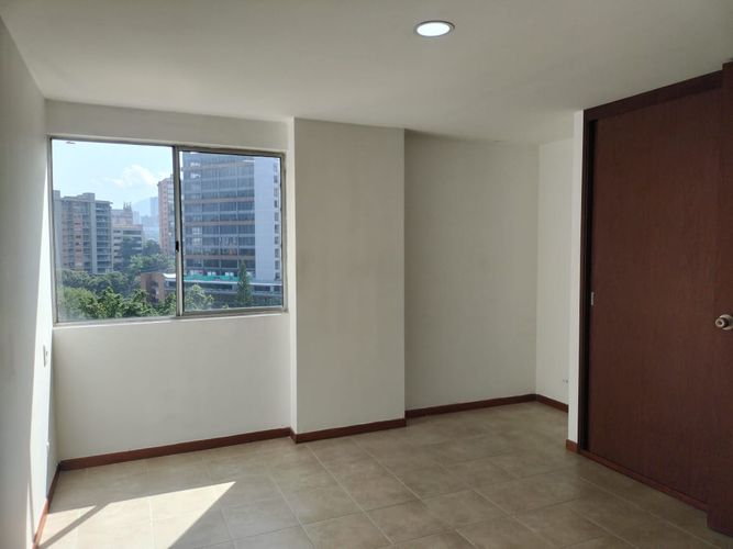 Apartamento de 3 alcobas en arriendo en El Poblado, Medellín, 89 m² · foto 8 de 19