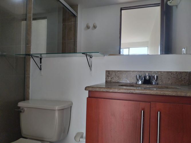 Apartamento de 3 alcobas en arriendo en El Poblado, Medellín, 89 m² · foto 17 de 19