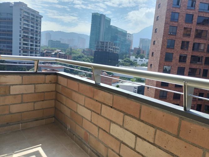 Apartamento de 3 alcobas en arriendo en El Poblado, Medellín, 89 m² · foto 19 de 19