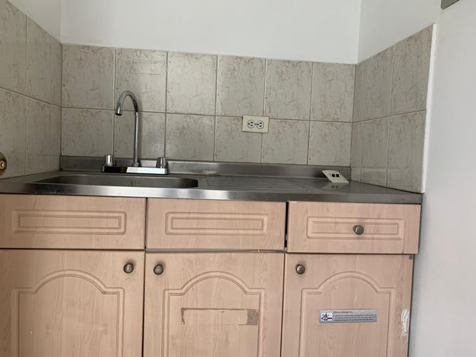 Oficina en arriendo en El Poblado, Medellín, 142 m² · foto 4 de 9