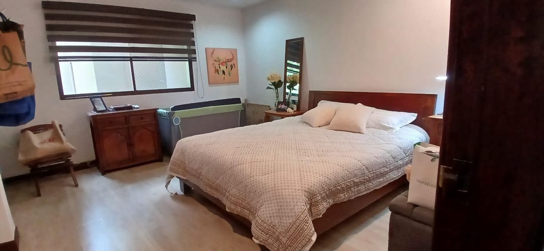 Apartamento de 4 alcobas en venta en El Poblado, Medellín, 305 m² · foto 9 de 24