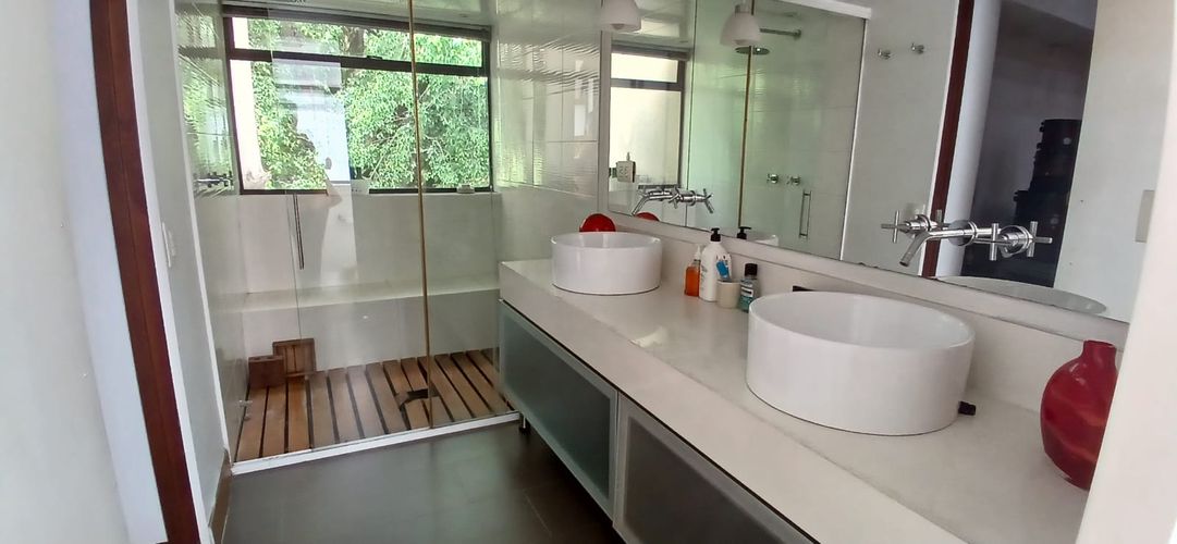 Apartamento de 4 alcobas en venta en El Poblado, Medellín, 305 m² · foto 17 de 24