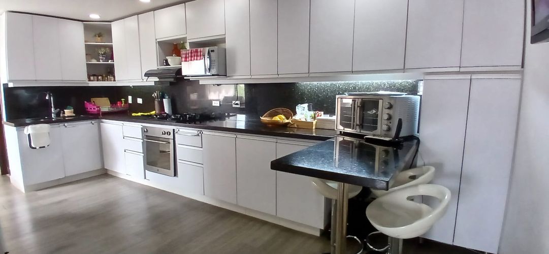 Apartamento de 4 alcobas en venta en El Poblado, Medellín, 305 m² · foto 18 de 24