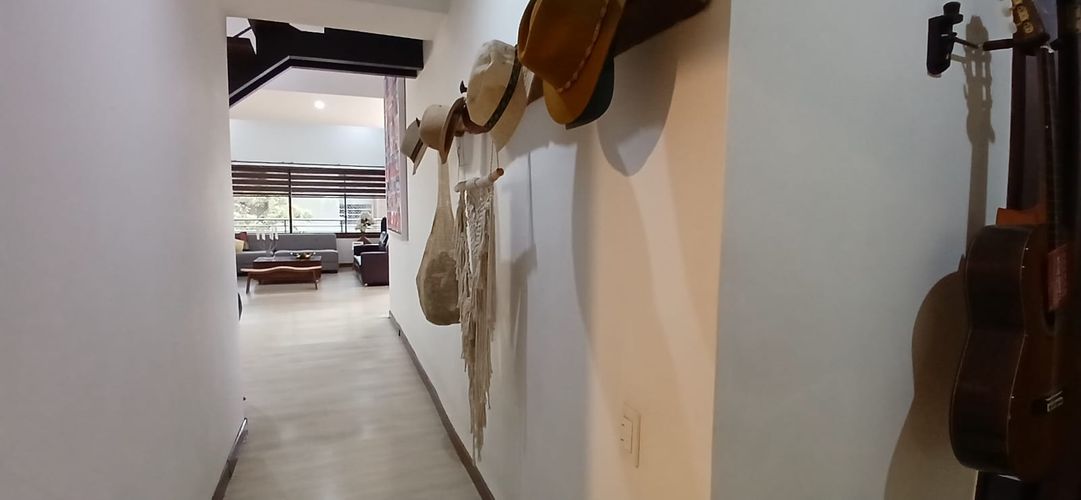 Apartamento de 4 alcobas en venta en El Poblado, Medellín, 305 m² · foto 20 de 24