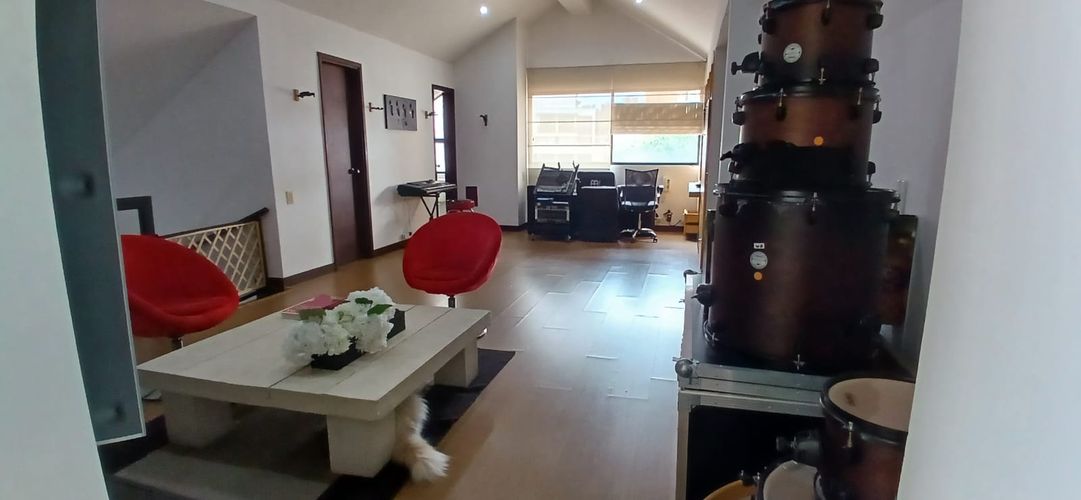 Apartamento de 4 alcobas en venta en El Poblado, Medellín, 305 m² · foto 21 de 24