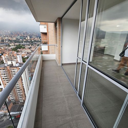 Apartamento en venta en El Porvenir, Itagüí · foto 17 de 24