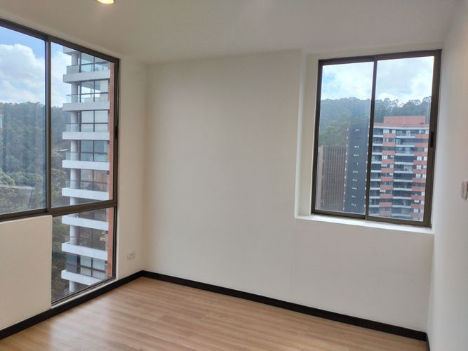 Apartamento de 4 alcobas en venta en El Poblado, Medellín, 163 m² · foto 14 de 19