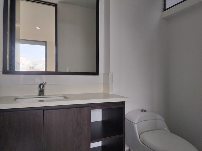 Apartamento de 4 alcobas en venta en El Poblado, Medellín, 163 m² · foto 18 de 19