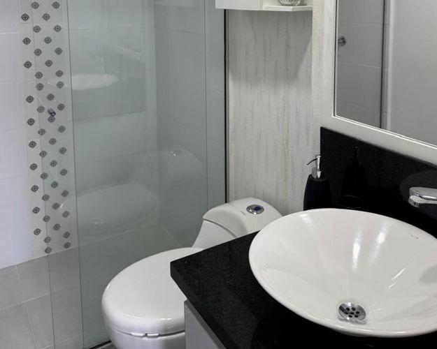 Apartamento de 2 alcobas en arriendo en El Poblado, Medellín, 73 m² · foto 9 de 10
